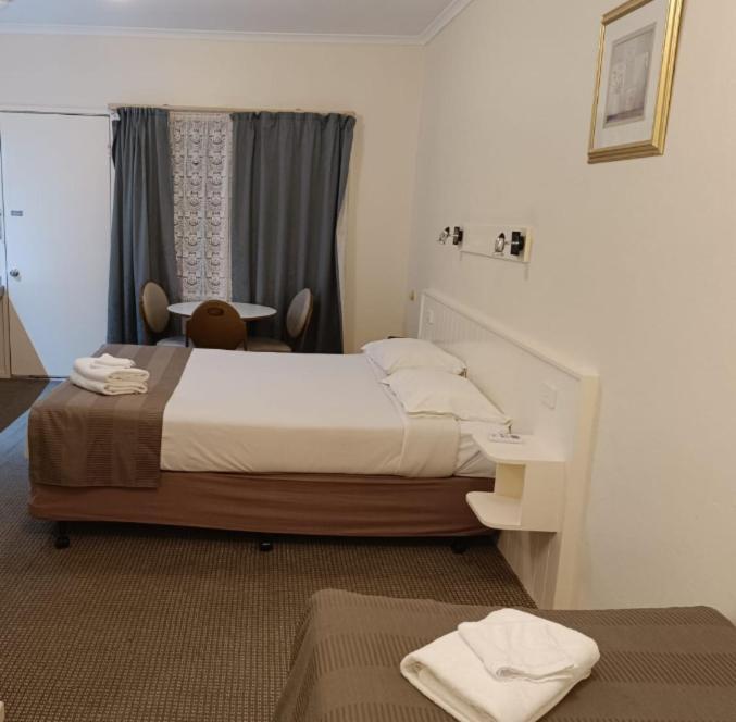 Lazy River Motor Inn Swan Hill Kültér fotó