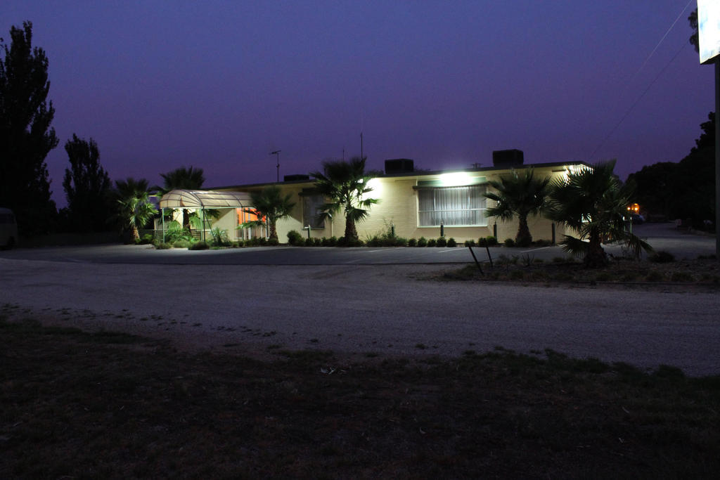 Lazy River Motor Inn Swan Hill Kültér fotó